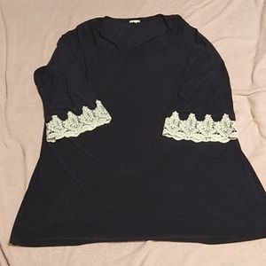 LIKE NEW Cato Bell Sleeve Dress - Size 26/28W